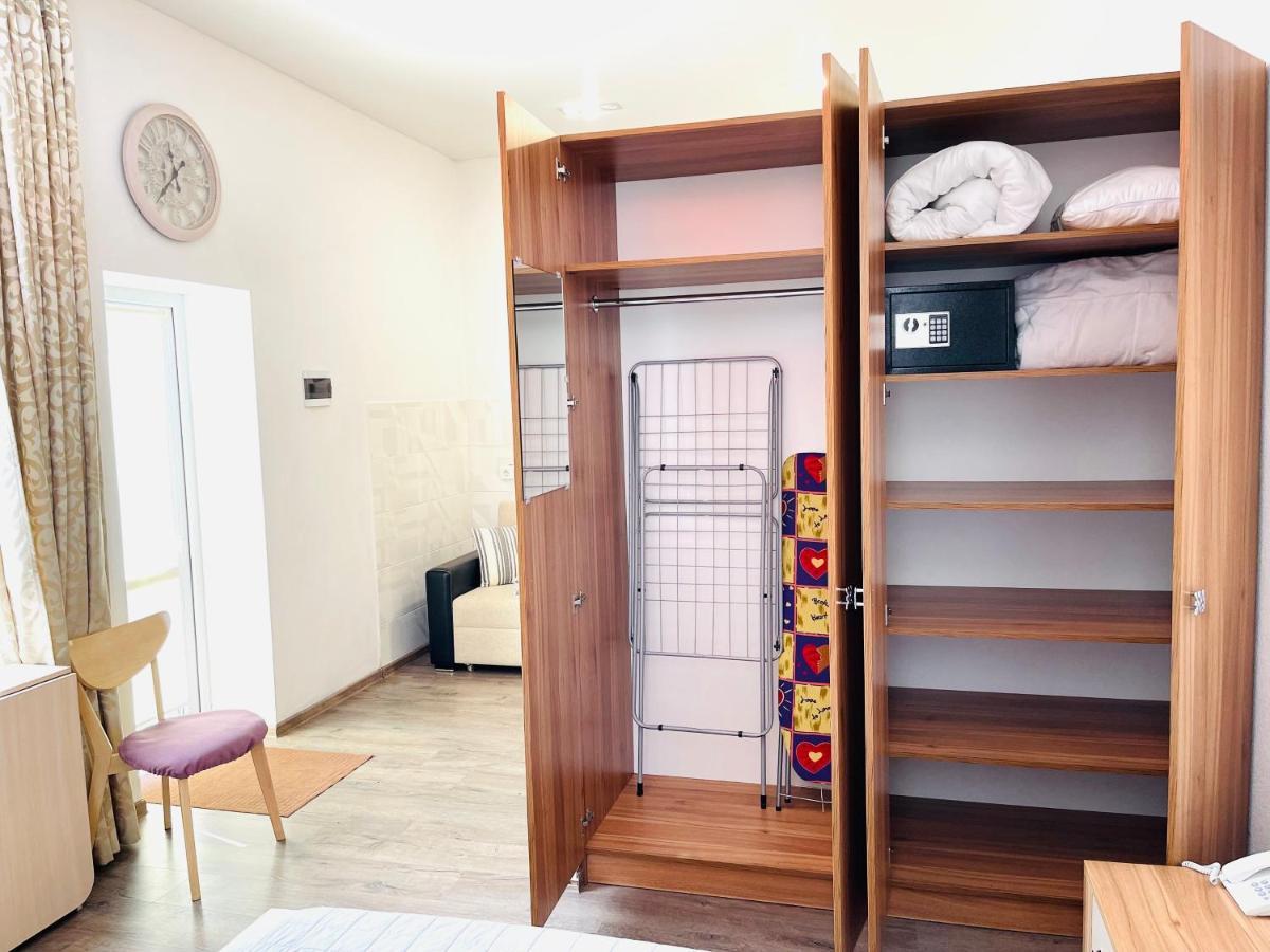 Apartments & Villa Georg オデッサ エクステリア 写真