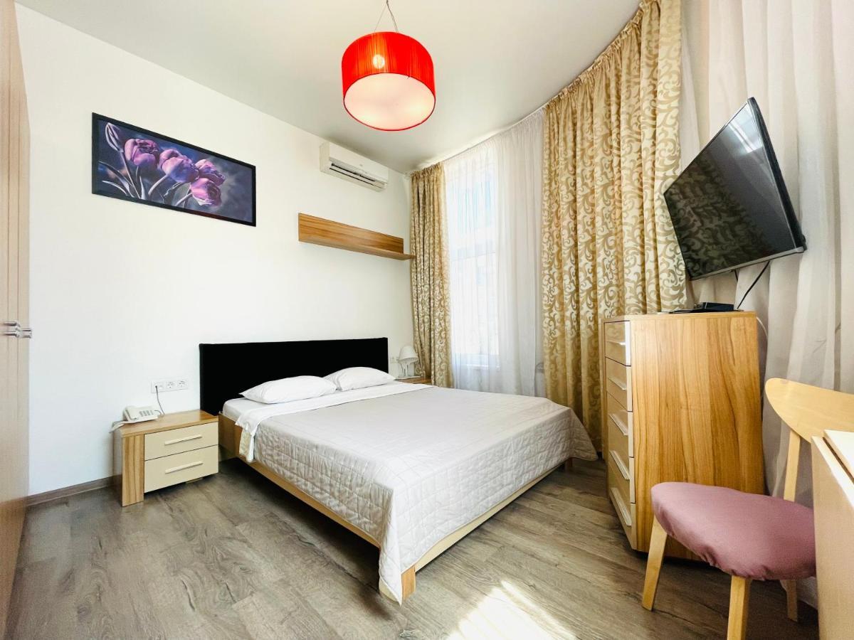 Apartments & Villa Georg オデッサ エクステリア 写真