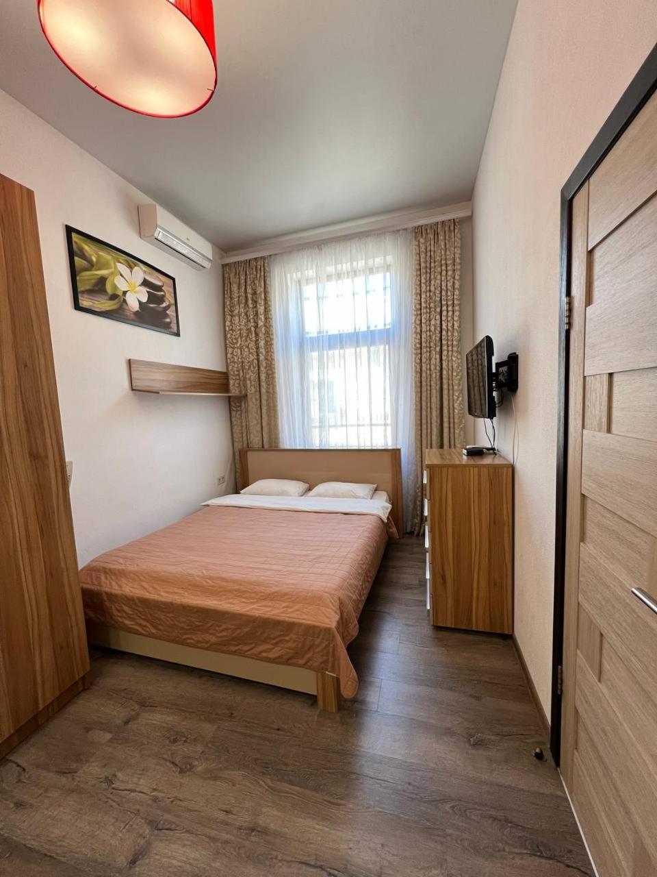 Apartments & Villa Georg オデッサ エクステリア 写真