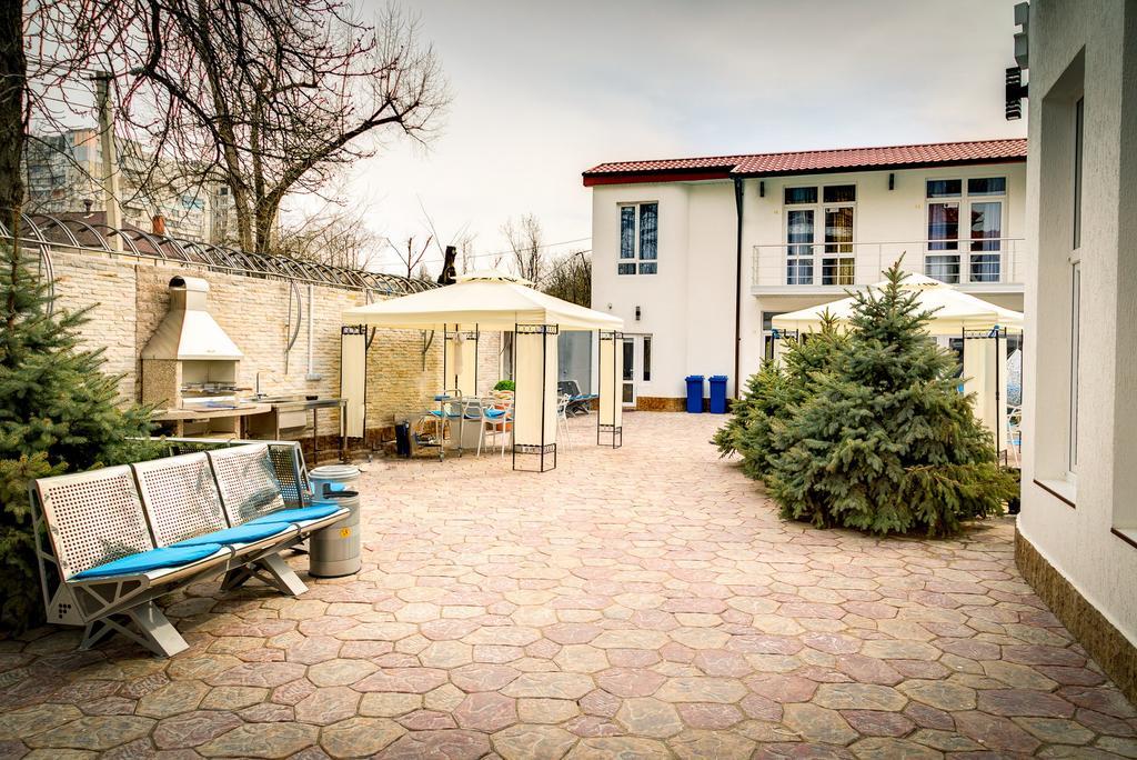 Apartments & Villa Georg オデッサ エクステリア 写真