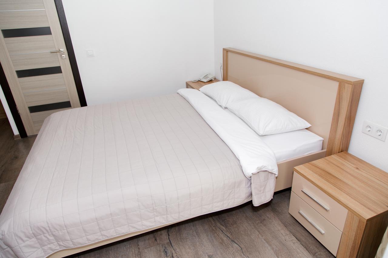 Apartments & Villa Georg オデッサ エクステリア 写真