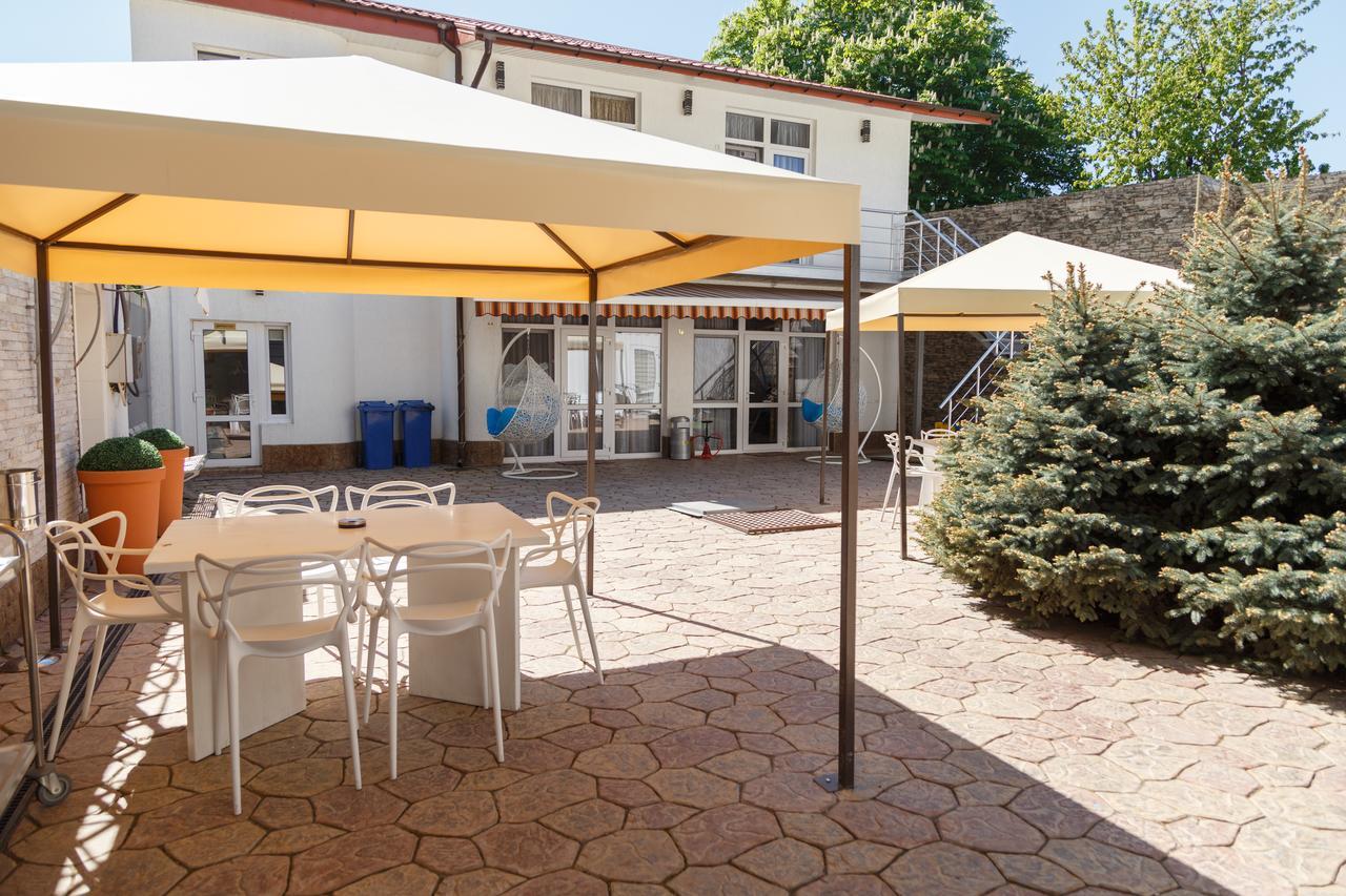Apartments & Villa Georg オデッサ エクステリア 写真